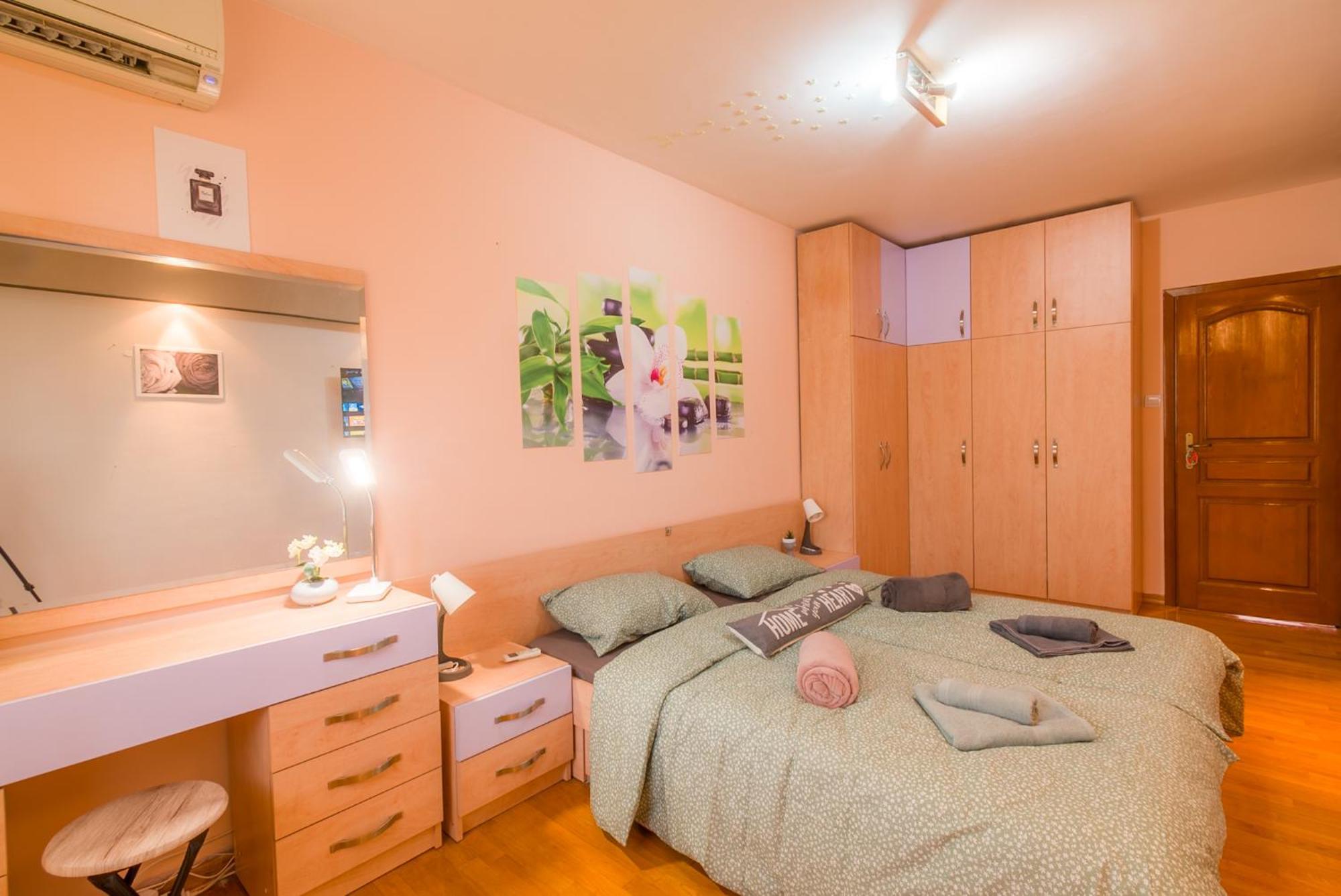 Top Center Spacious Apartment With Ac And Free Underground Parking Σόφια Εξωτερικό φωτογραφία